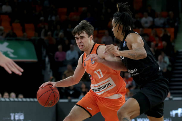 动发展的一 动发展的一